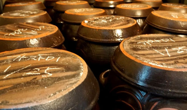 <b><p>Pickled in Sokcho 100% Korean Central market</p></b><b><p>束草天下塩辛 100％ 韓国語 中央市場 カレイシクヘ 1キロ 瓶熟成 低塩 咸鏡道</p></b><br /><br /><p align='center'>