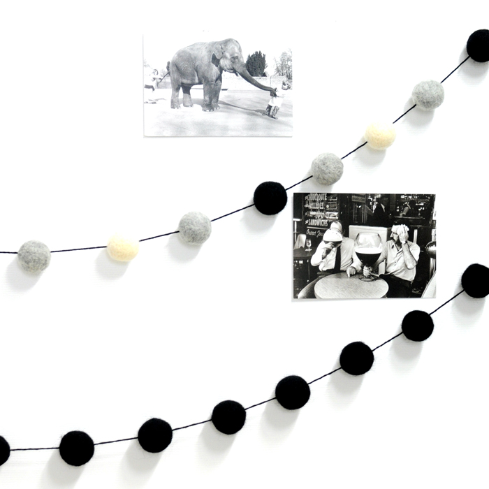 양모 볼 가랜드 Black line : 홈카페 315호
