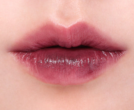 Amelie Lipstick Flat Cold Blood 928 Burgundy Makeu