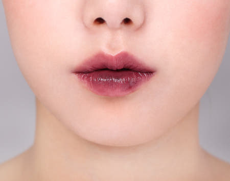 Amelie Lipstick Flat Cold Blood 928 Burgundy Makeu