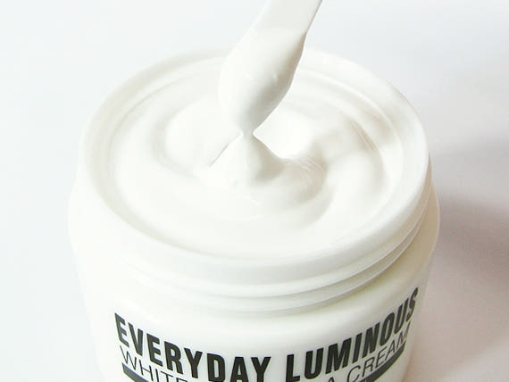 New Hanjo White &amp Vanilla Cream Instant Whiteni