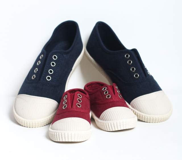 NEW KIDS SHOES b Mom and baby and autumn moon Cute