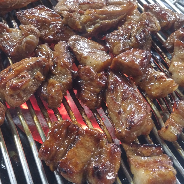 대구 저절로 막창 캠핑 음식 요리 삶은막창 무뼈닭발 돼지 부산물 구이 생 냉동 소 불 : 굳팜