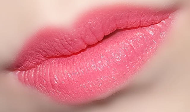 VT Vitamin Lipstick Sensitivity to the point of go