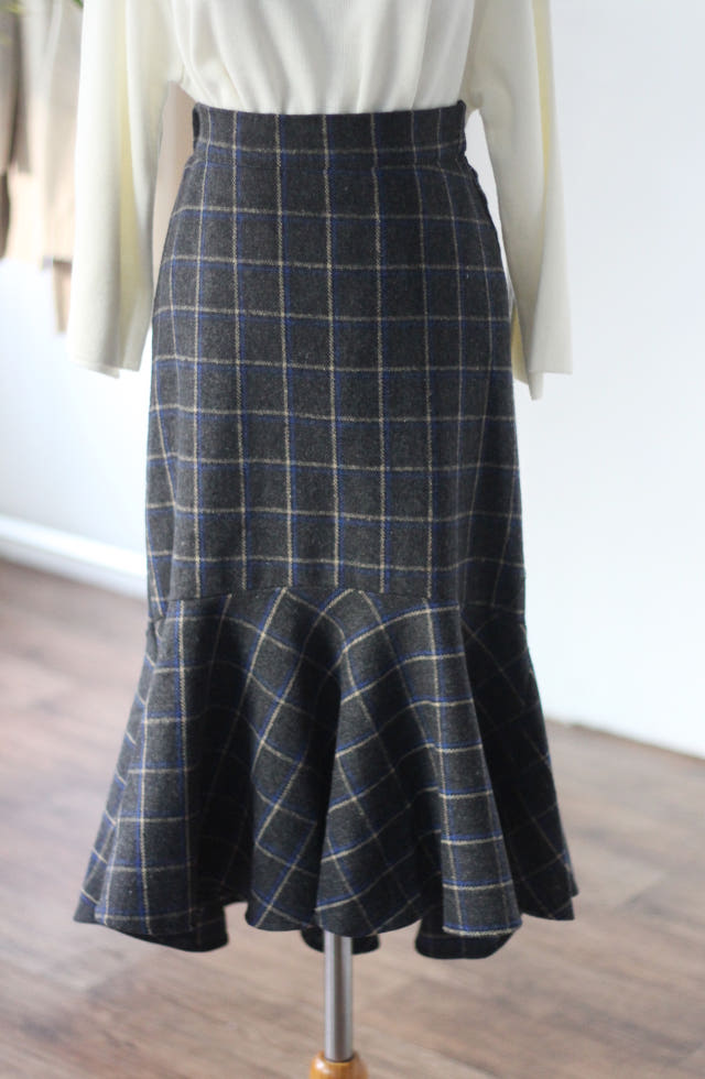 Check Mermaid Ruffle Long Skirt Bending Fall Winte