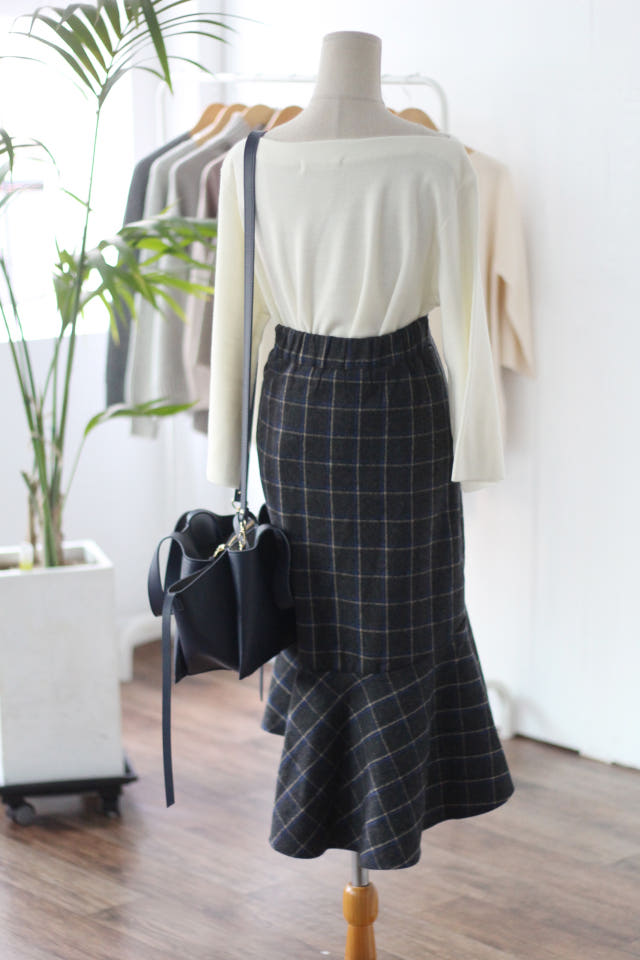 Check Mermaid Ruffle Long Skirt Bending Fall Winte