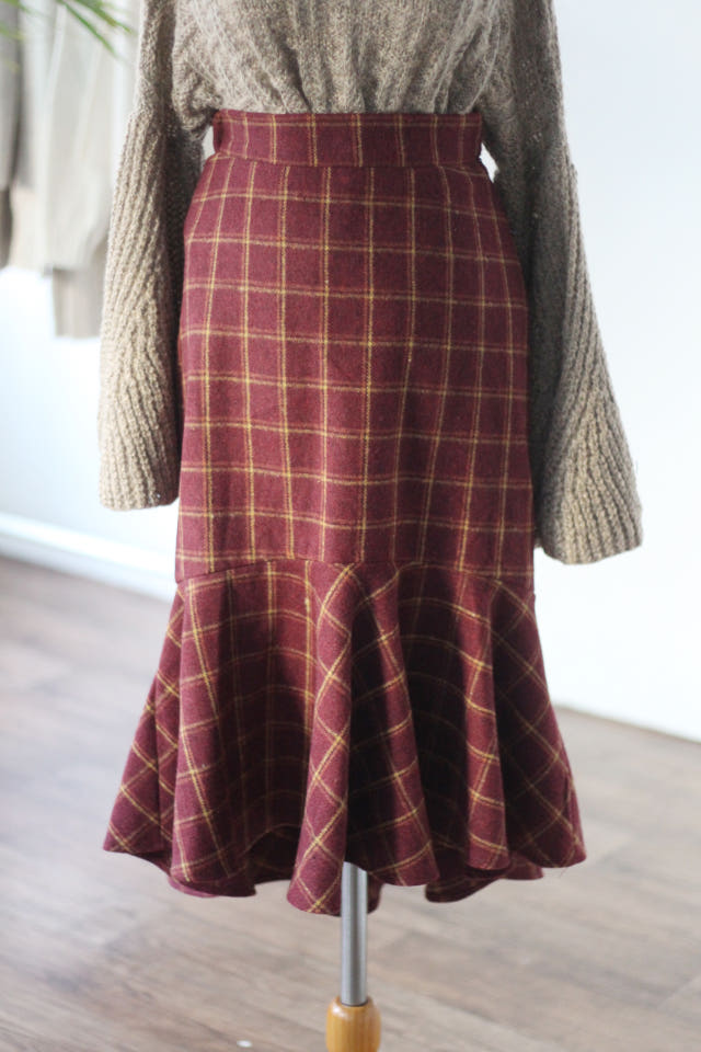Check Mermaid Ruffle Long Skirt Bending Fall Winte