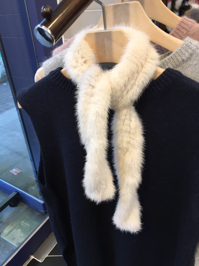 Petit mink muffler shawl Recommended for winter Re