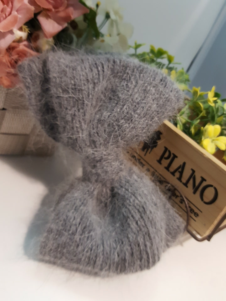 New Angora ribbon pin gray