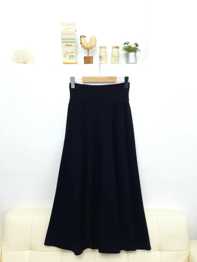 Wool long skirt Natural luxurious Stylish romantic