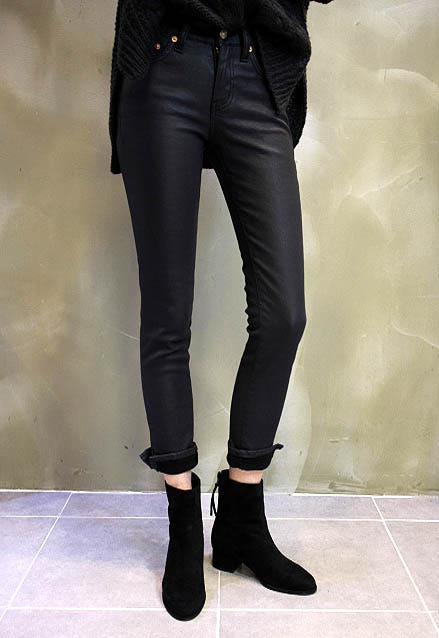 Magical suede angle boots Luxurious, chic, stylish