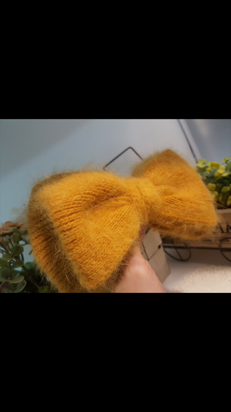 New Angora ribbon pin gray