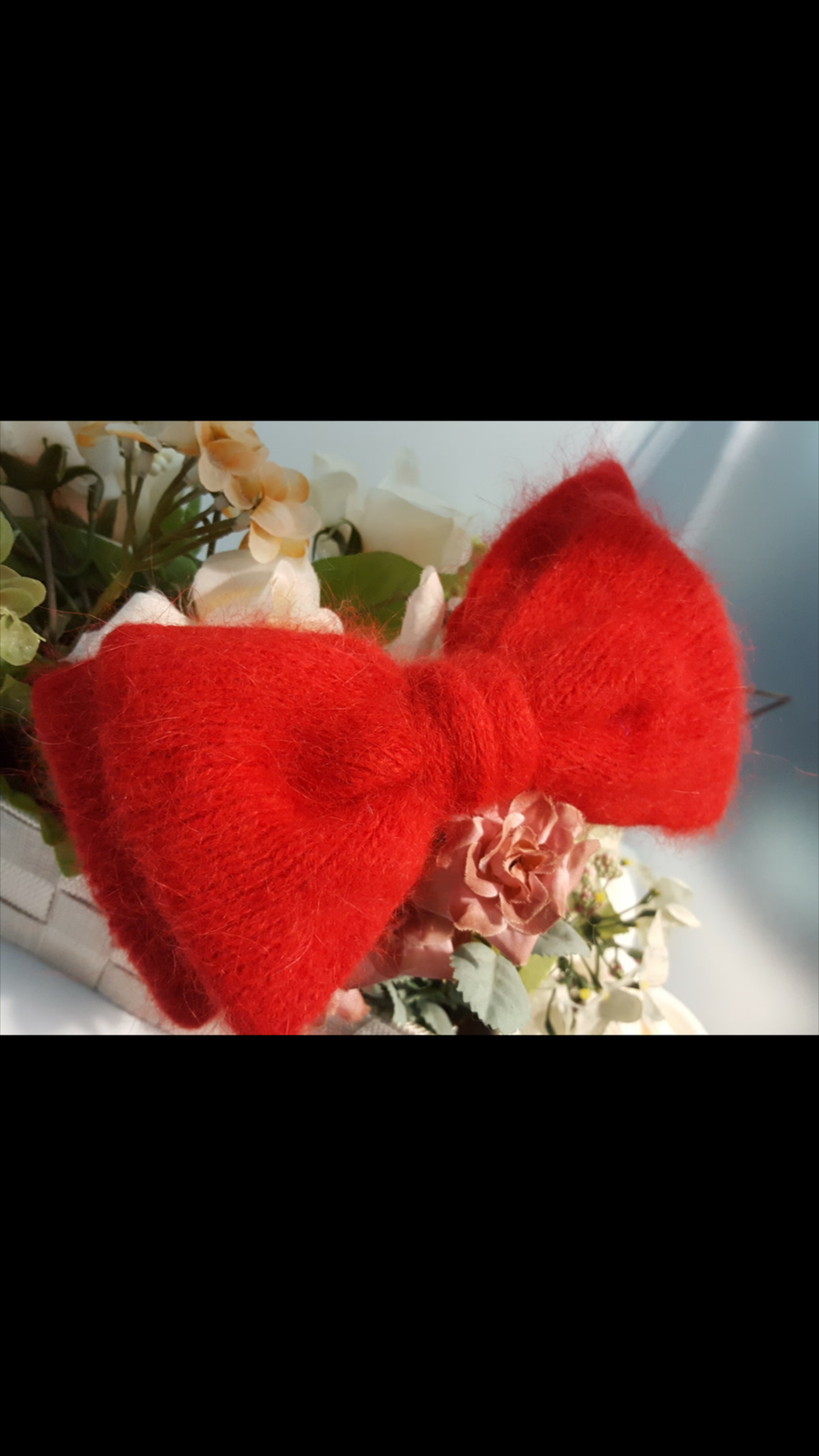 New Angora ribbon pin gray