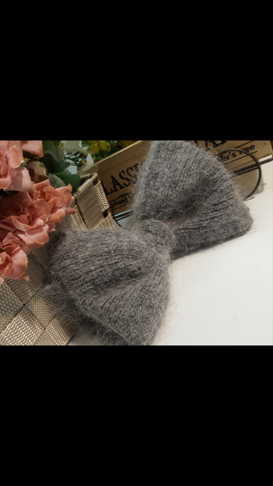 New Angora ribbon pin gray