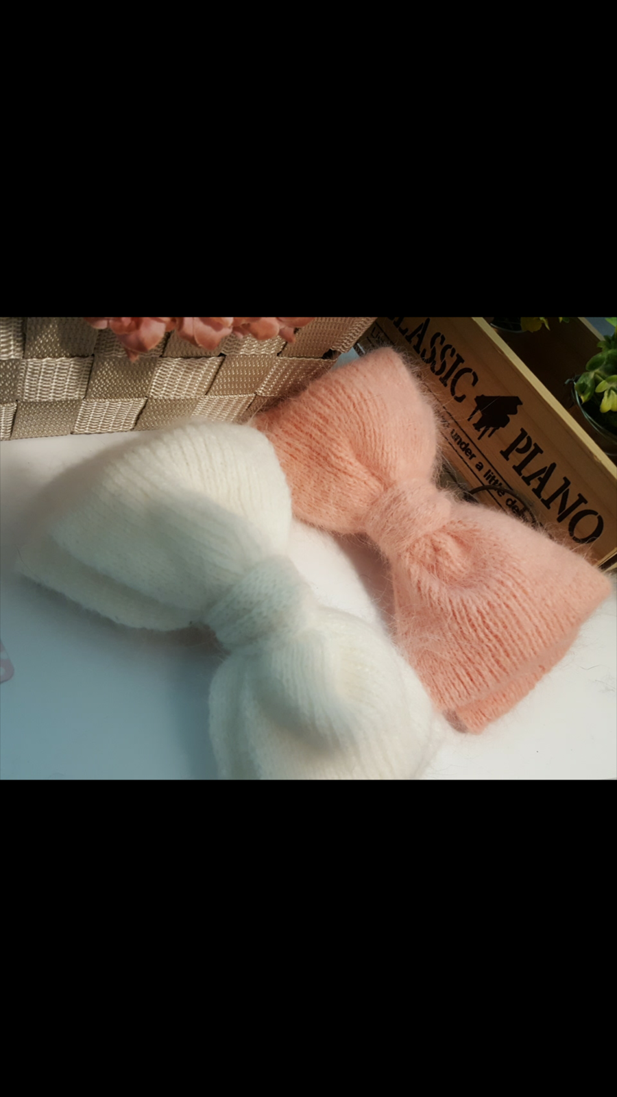 New Angora ribbon pin gray