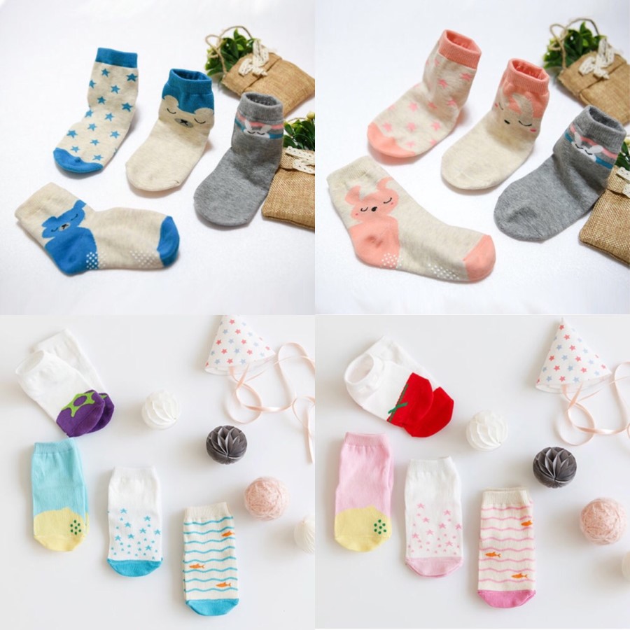 Packed nurseries Birthday gift Returning goods Pretty socks Kindergarten