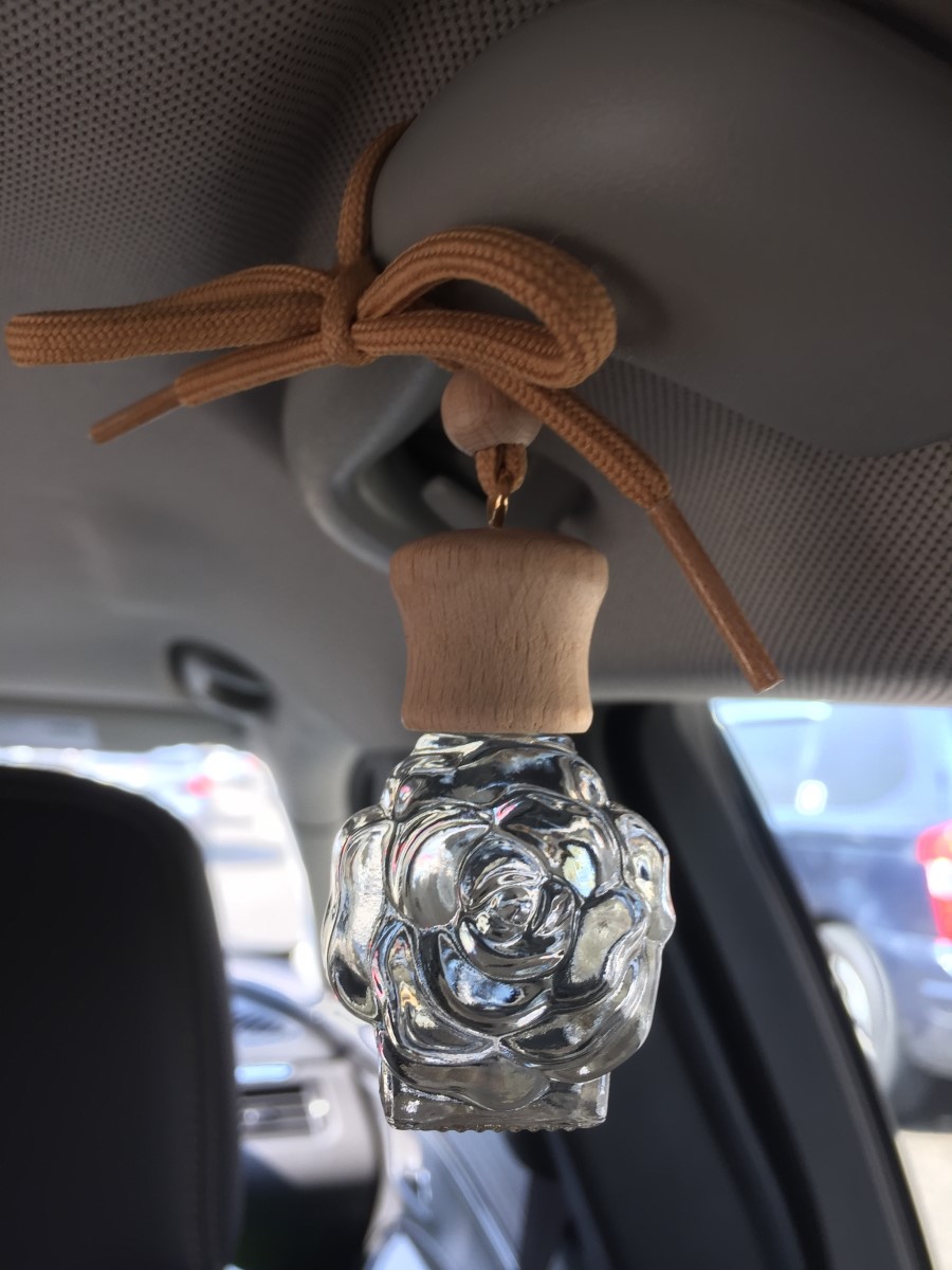Car Air Freshener Lovely Rose Vehicle Diffuser Con