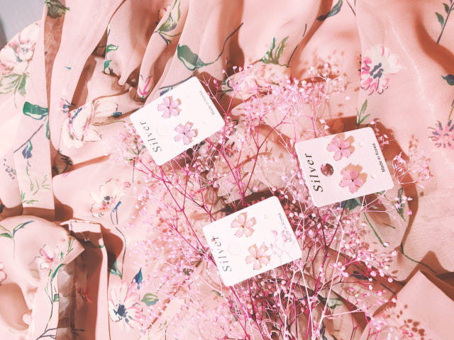 <b><p>Cherry tree State flutt eaing</p></b><b><p>桜の花が 与える ときめき イヤリング</p></b><br /><br /><p align='center'>