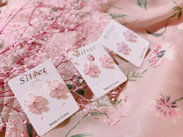 <b><p>Cherry tree State flutt eaing</p></b><b><p>桜の花が 与える ときめき イヤリング</p></b><br /><br /><p align='center'>