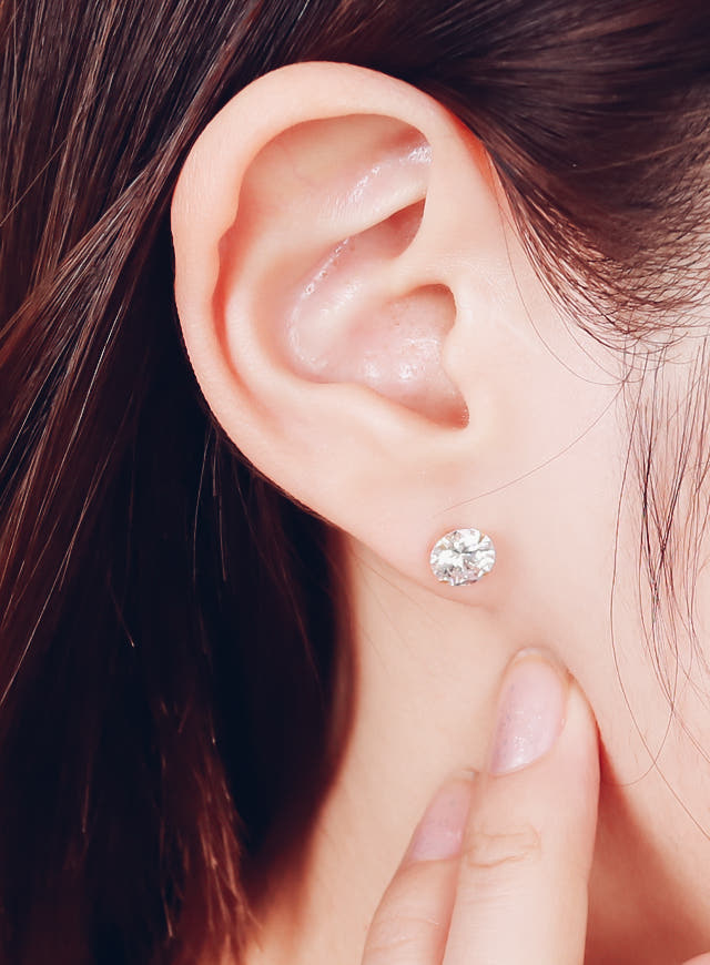 White Love Story Cubic Earrings 14k Gold 14K Spike