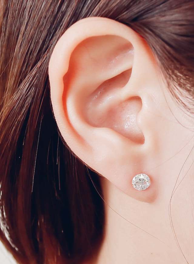 White Love Story Cubic Earrings 14k Gold 14K Spike