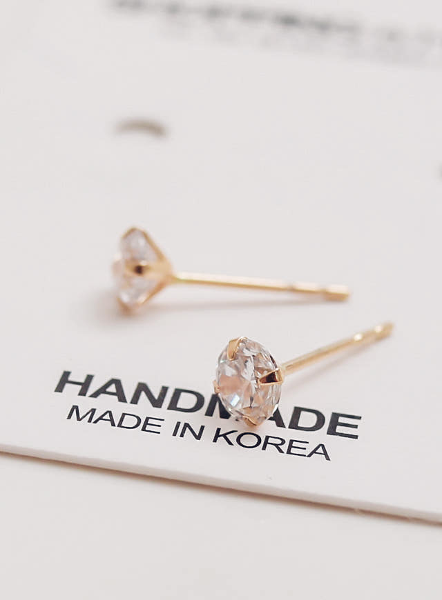 White Love Story Cubic Earrings 14k Gold 14K Spike
