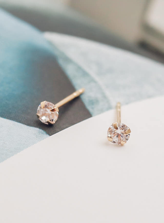 White Love Story Cubic Earrings 14k Gold 14K Spike