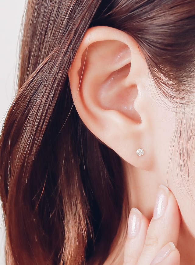 White Love Story Cubic Earrings 14k Gold 14K Spike