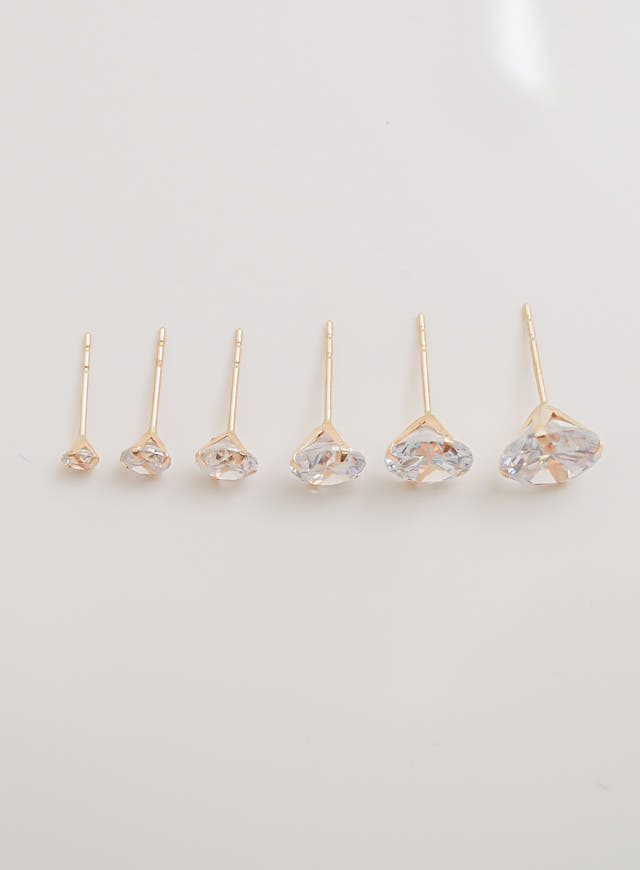 White Love Story Cubic Earrings 14k Gold 14K Spike