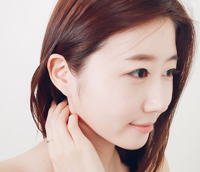 White Love Story Cubic Earrings 14k Gold 14K Spike