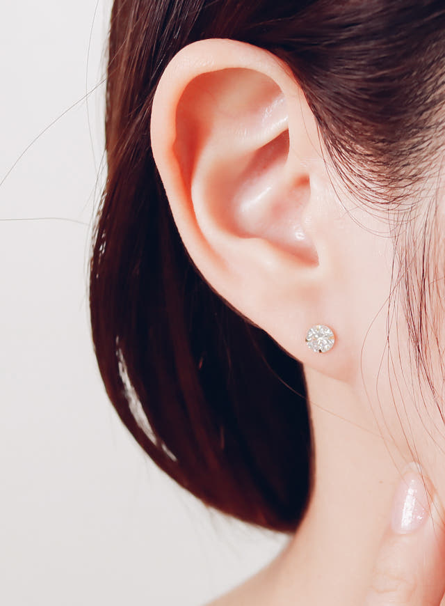 White Love Story Cubic Earrings 14k Gold 14K Spike