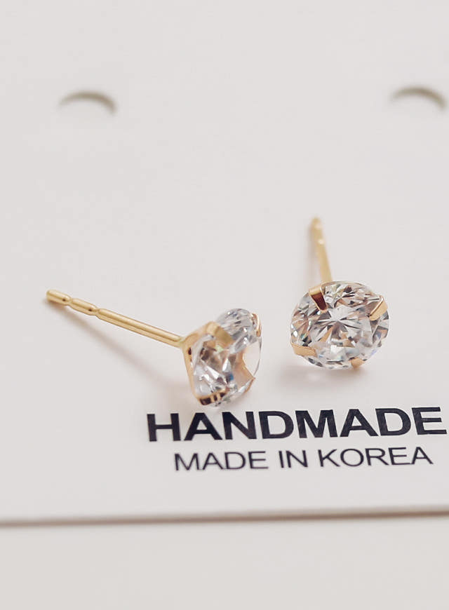 White Love Story Cubic Earrings 14k Gold 14K Spike