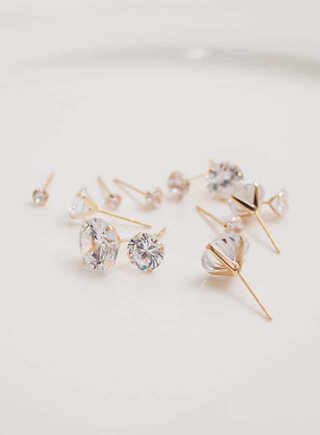 White Love Story Cubic Earrings 14k Gold 14K Spike
