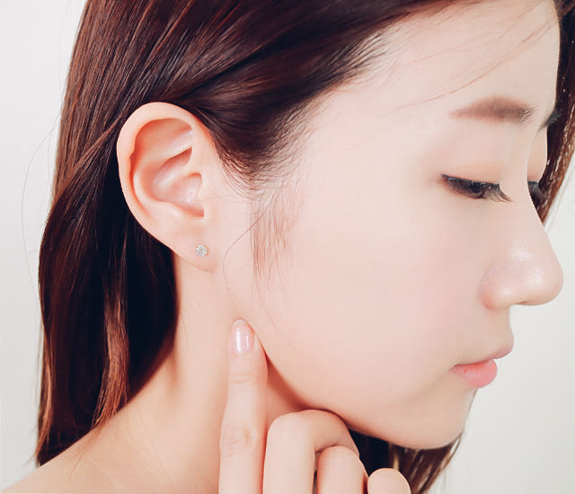 White Love Story Cubic Earrings 14k Gold 14K Spike