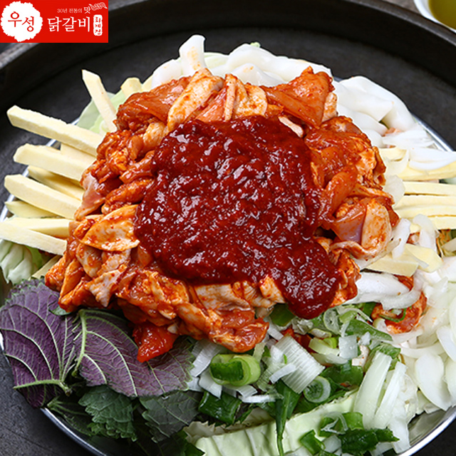 [우성닭갈비] 30년 전통 닭갈비 2인분 (600g+야채+양념) : 우성닭갈비