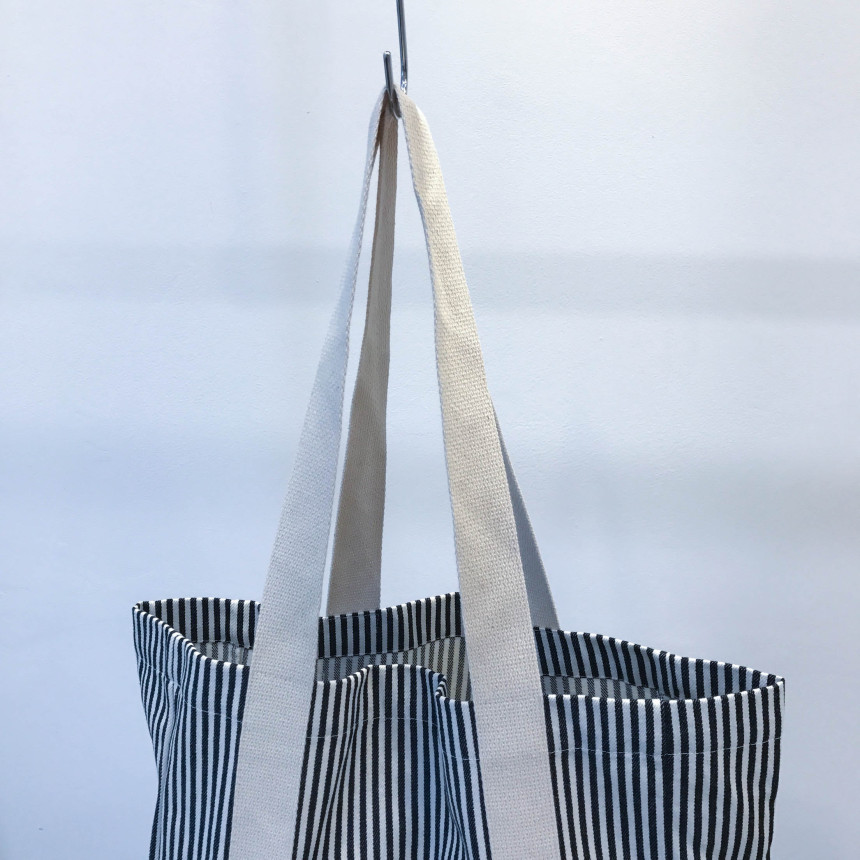 <b><p>Big Size Eco Bag Couple Diaper Shld lge Student</p></b><b><p>ビッグサイズのエコバッグカップルおむつバッグショルダーバッグ大学生デイリーバックストライプコーディネ</p></b><br /><br /><p align='center'>