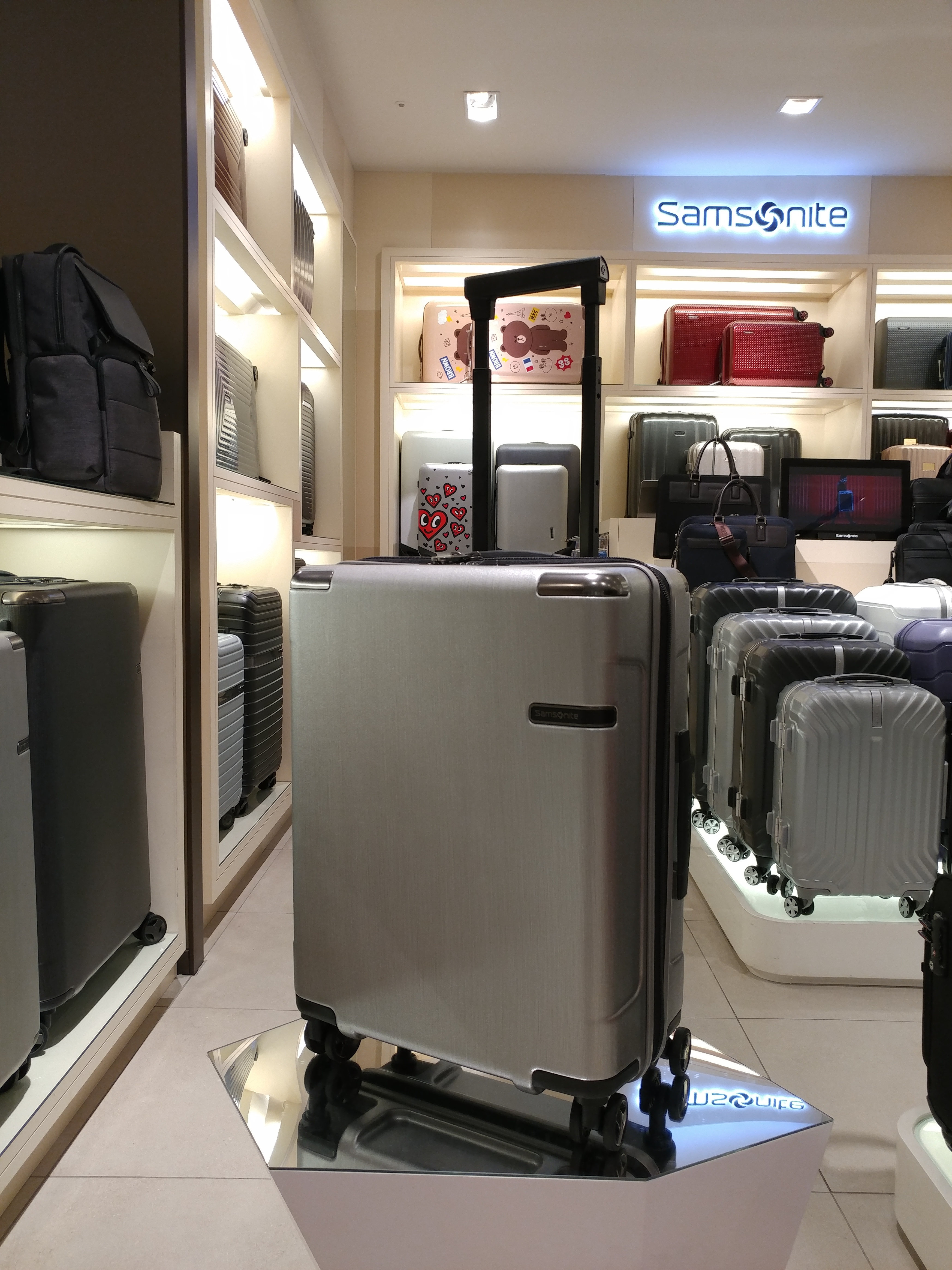 쌤소나이트 여행가방  EVOA SPINNER 55/20_BRUSHED SILVER  (DC007003) : 샘소나이트