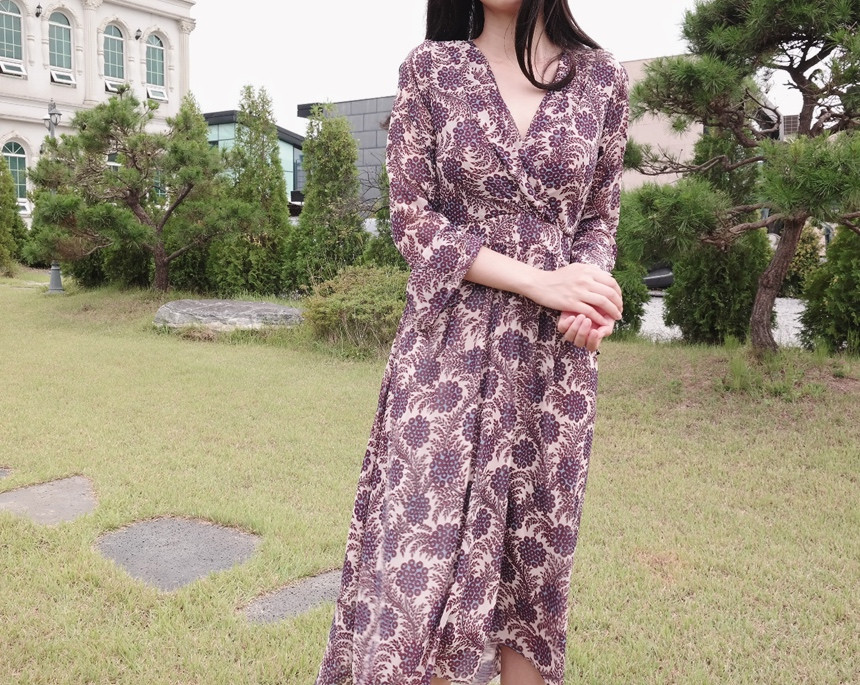 Autumn Flower Pattern Chiffon Wrap One Piece Visit