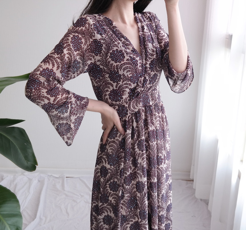 Autumn Flower Pattern Chiffon Wrap One Piece Visit