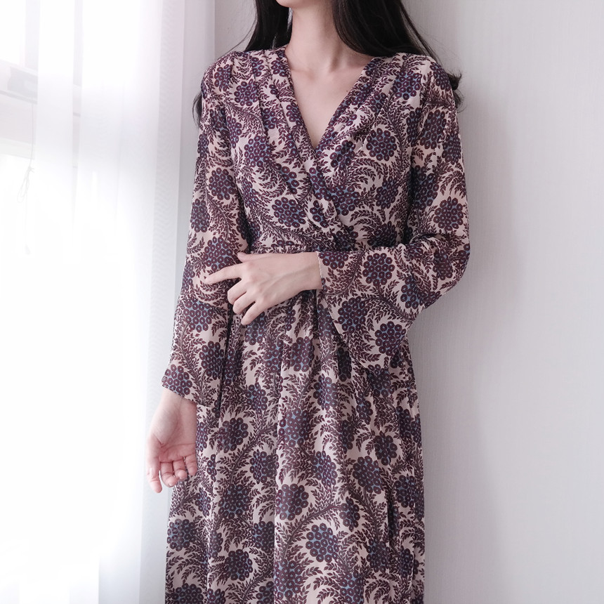Autumn Flower Pattern Chiffon Wrap One Piece Visit
