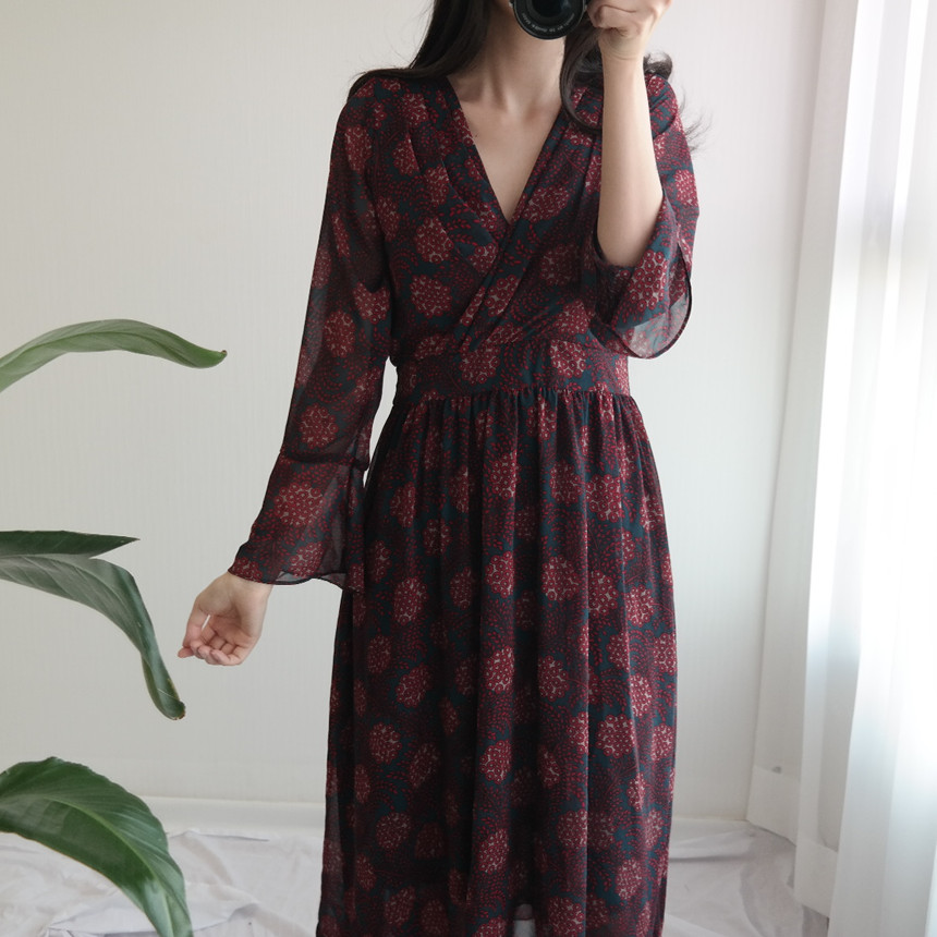 Autumn Flower Pattern Chiffon Wrap One Piece Visit