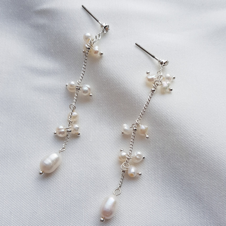 Natural freshwater pearl drop earrings 5 ​​collect