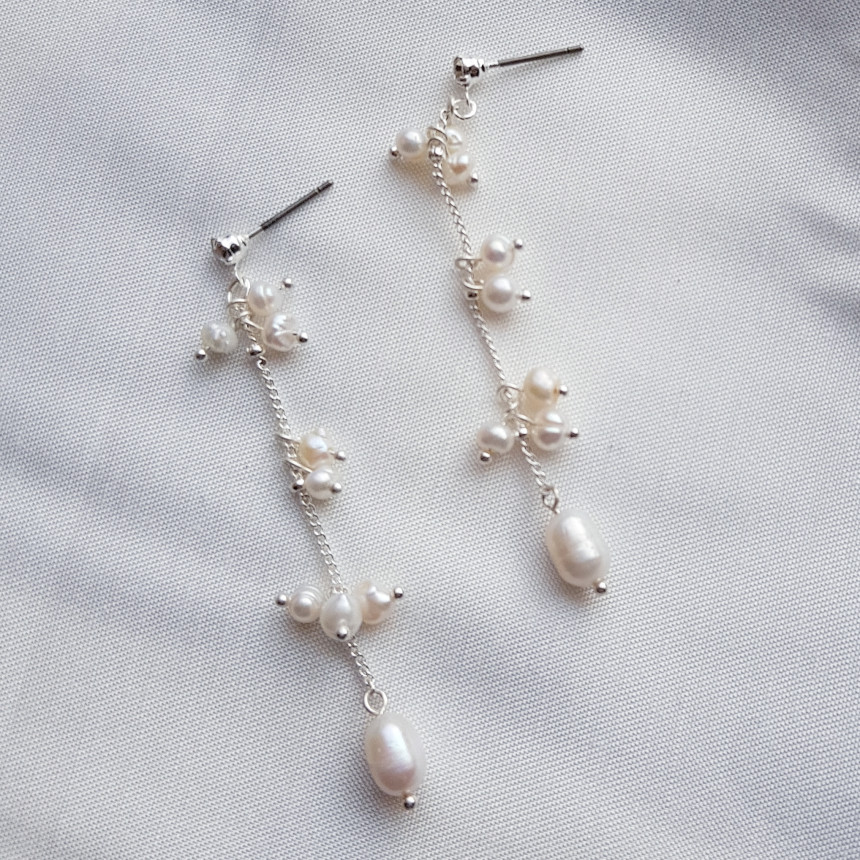 Natural freshwater pearl drop earrings 5 ​​collect