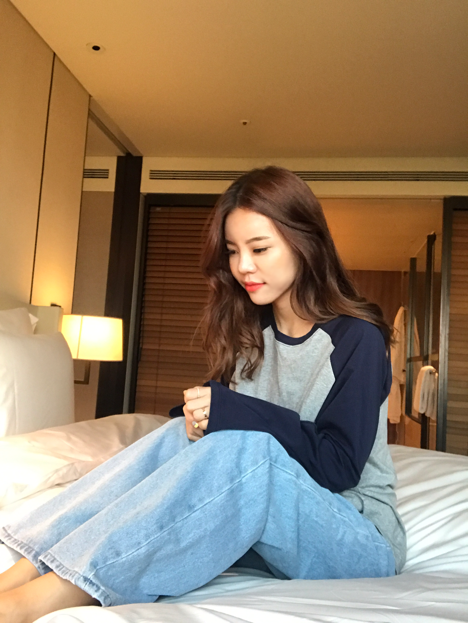 배색 나그랑 티셔츠 : 오브로더