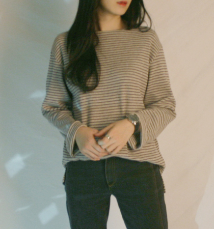 보트넥 오버핏 단가라 와플티 2color : 무튼