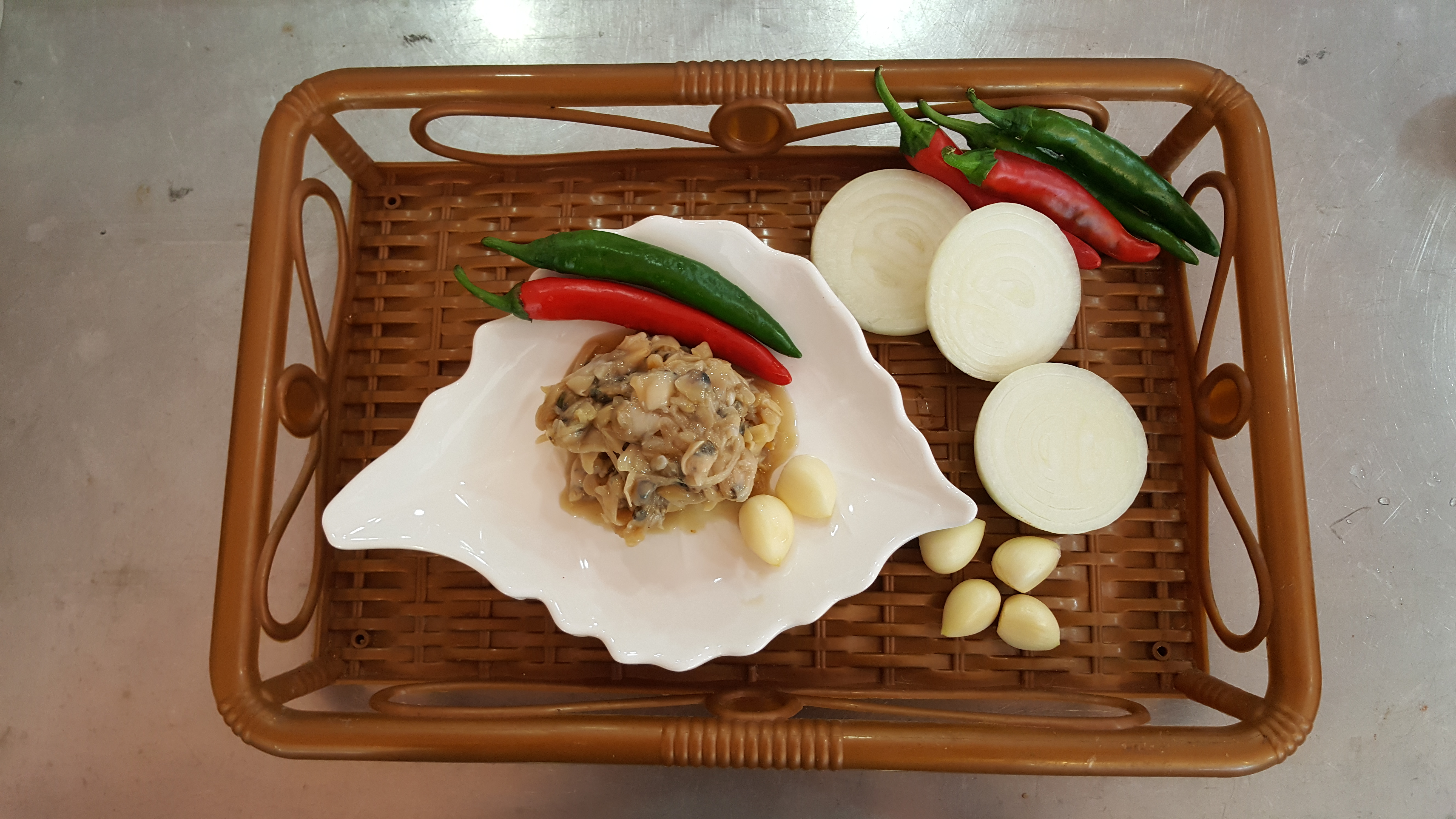 바지락젓갈  싱싱한 바지락을 잘 숙성시켜 본래의 맛과 향이 그대로 ~~ 밑반찬   곰소정가네젓갈 : 곰소정가네젓갈
