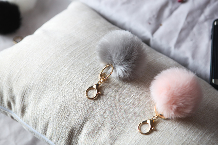 Fur Bag Foam Foam Keyring Car Keychain Ring Access