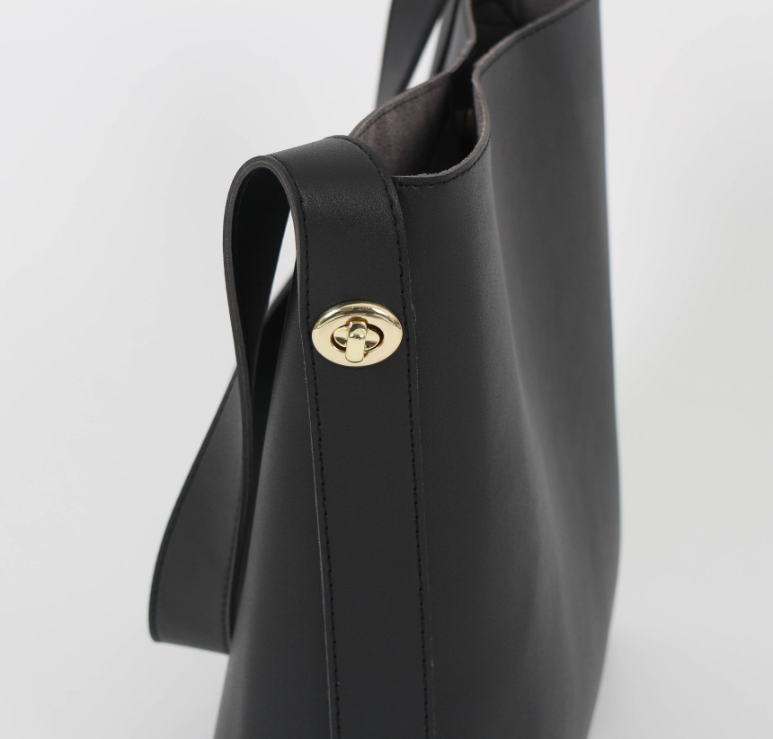 <b><p>Leather bucket should bag Daily coordinion</p></b><b><p>レザーバケットバッグデイリーコーディネート流行乗らない冬アイテムハンスタイル収納力良いバッグベーシッ</p></b><br /><br /><p align='center'>