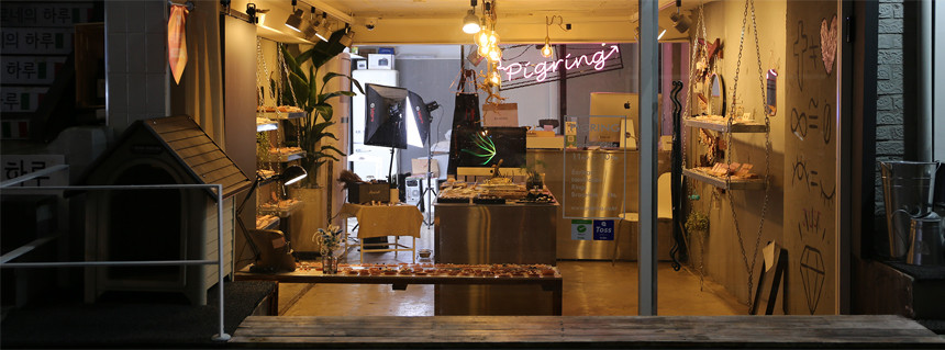 <b><p>Lever Pearl round flow bic ring College student</p></b><b><p>ルボ 真珠 ラウンド フラワー キュービック イヤリング 大学生デイリール クラシコーディネート</p></b><br /><br /><p align='center'>