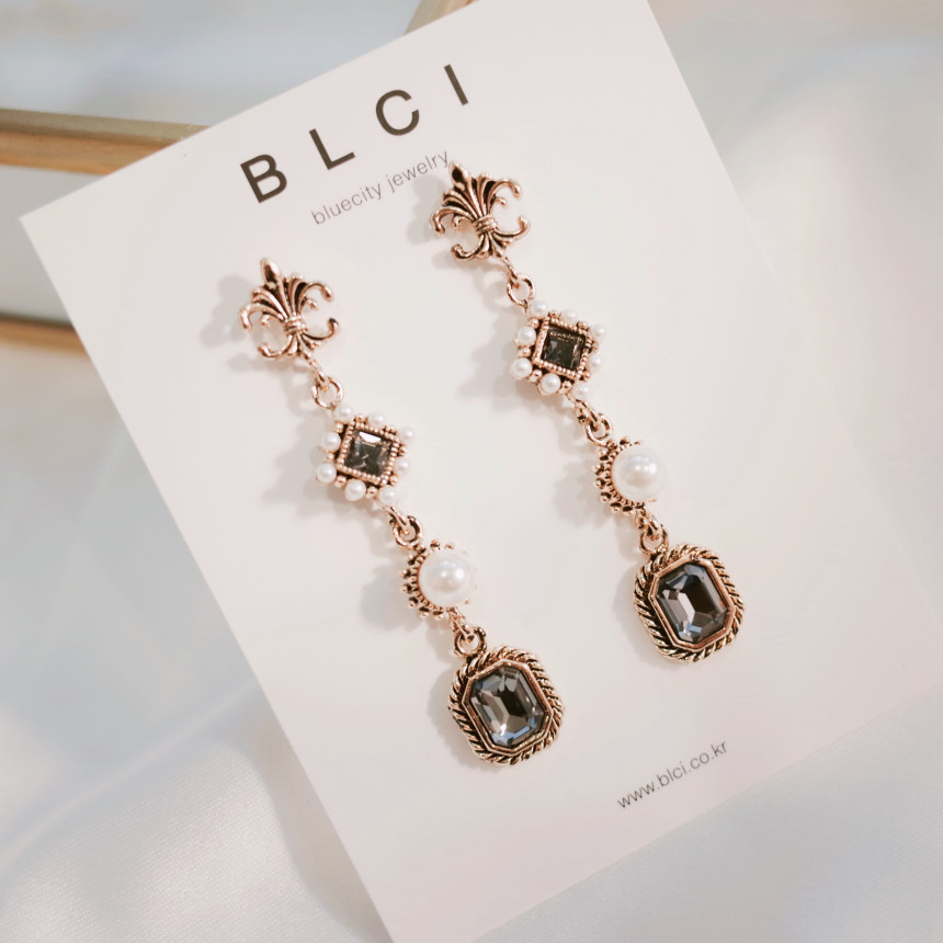 Bold Earrings Christmas Party Drop Earrings Four C